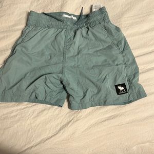 Abercrombie kids shorts size 9/10